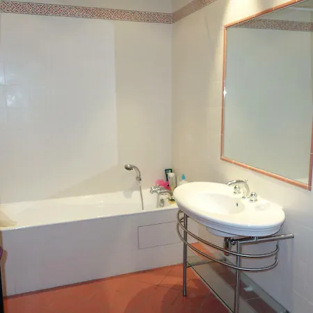 Port De * Сен-Тропе