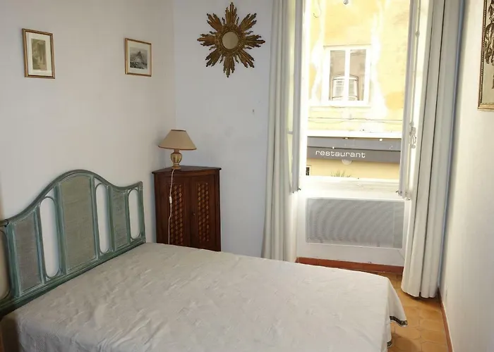 Апартаменти Port De