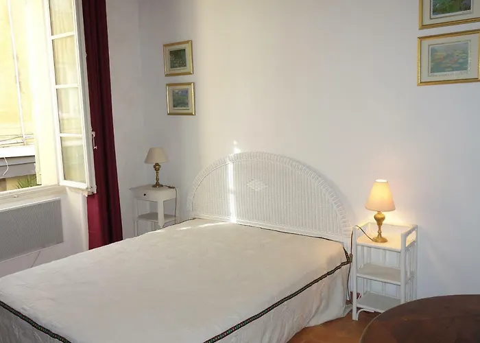 Port De * Сен-Тропе